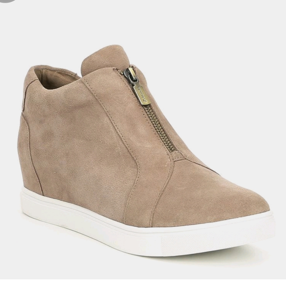 Blondo Glenda Suede Wedge